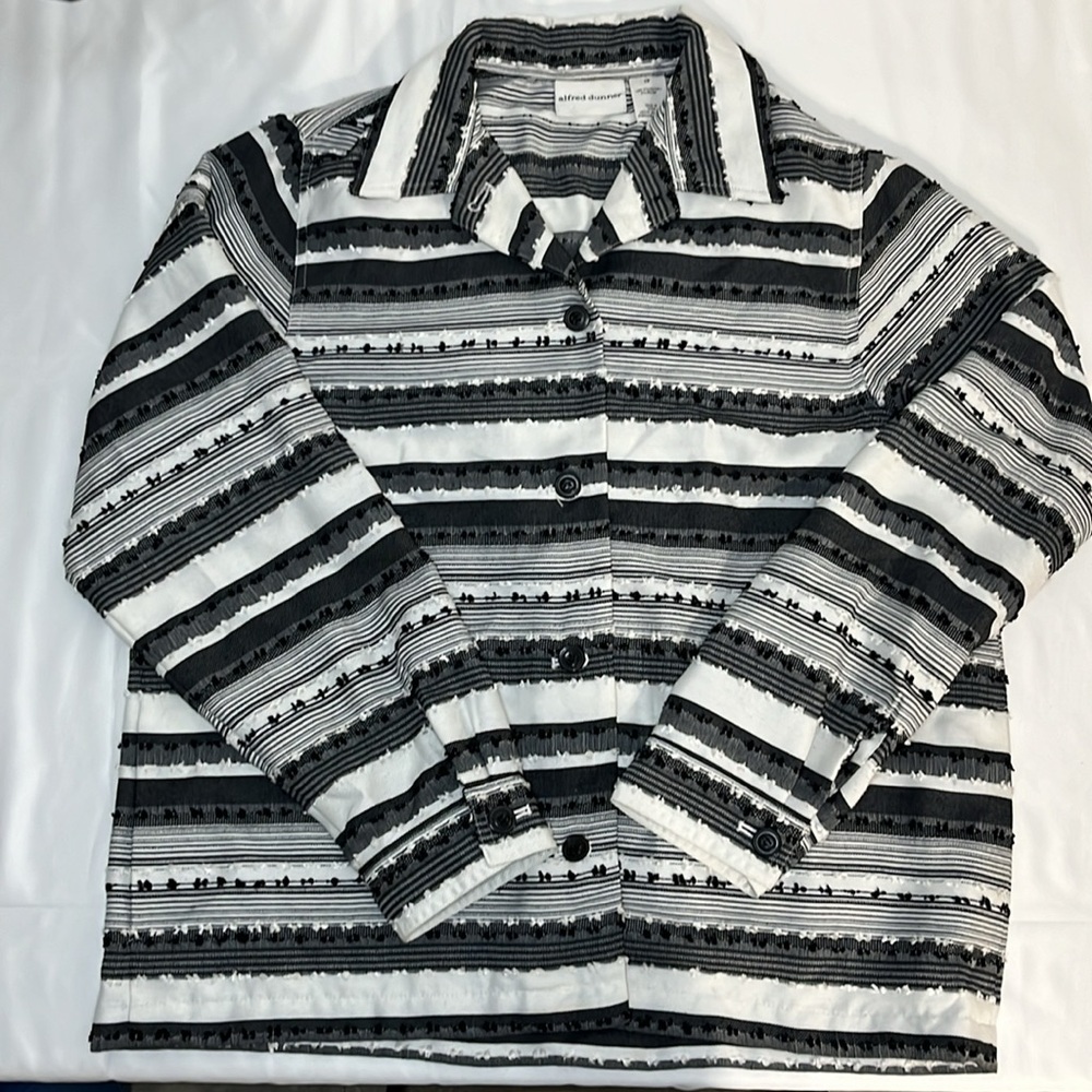 ALFRED DUNNER Women’s Black White Stripe Jacket Blazer Long Sleeve